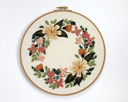 Floral wreath, flower wall hanging, folk home decor, floral embroidery, Mother's Day gift, 10" embroidery hoop, unbleached cotton fabric