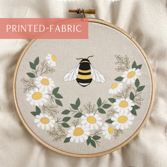 Bee & Daisies Printed Fabric - 6"