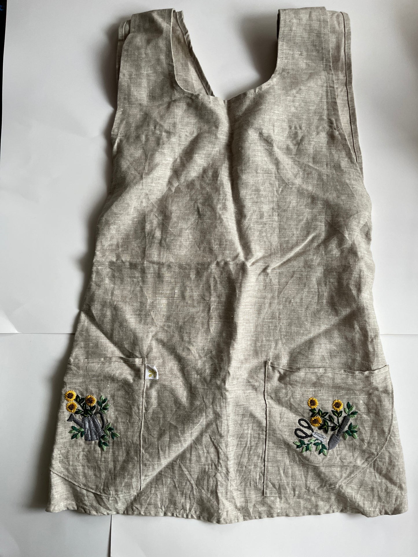 One-Size handmade linen gardening apron