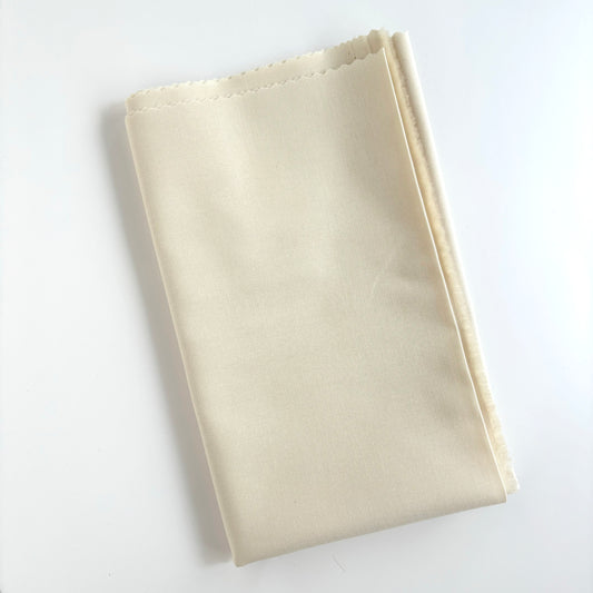 Quilters cotton "natural" (cream-colored)