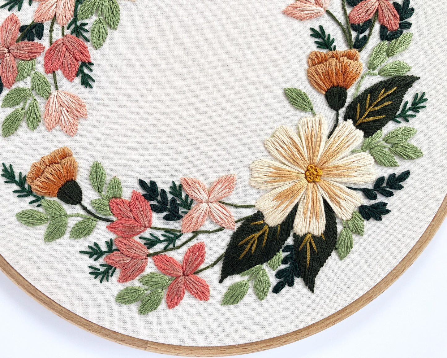 Floral wreath, flower wall hanging, folk home decor, floral embroidery, Mother's Day gift, 10" embroidery hoop, unbleached cotton fabric